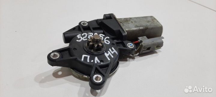 Моторчик стеклоподъемника передний левый