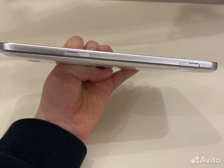 Планшет Samsung Galaxy Tab3