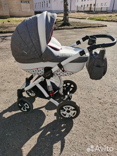 Продам коляску 2в1