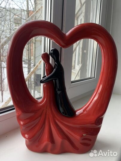 Фарфоровые статуэтки