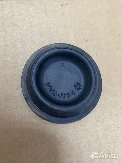 Заглушка кузова Kia Sportage SLS G4NA 2015