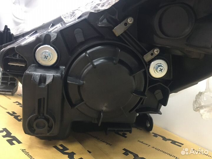 Фара Правая Hyundai Solaris 2010-2014