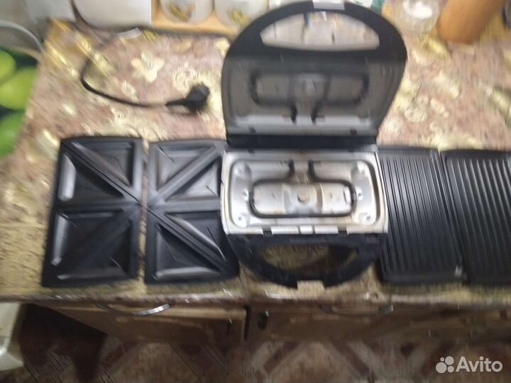 Электрическая вафельница