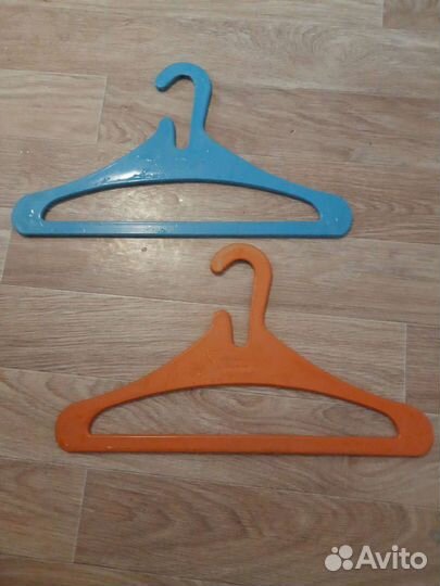 Вешалки плечики
