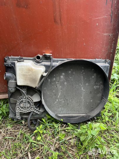 Радиатор Toyota crown jzs173