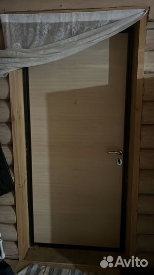 Металлическая дверь бу