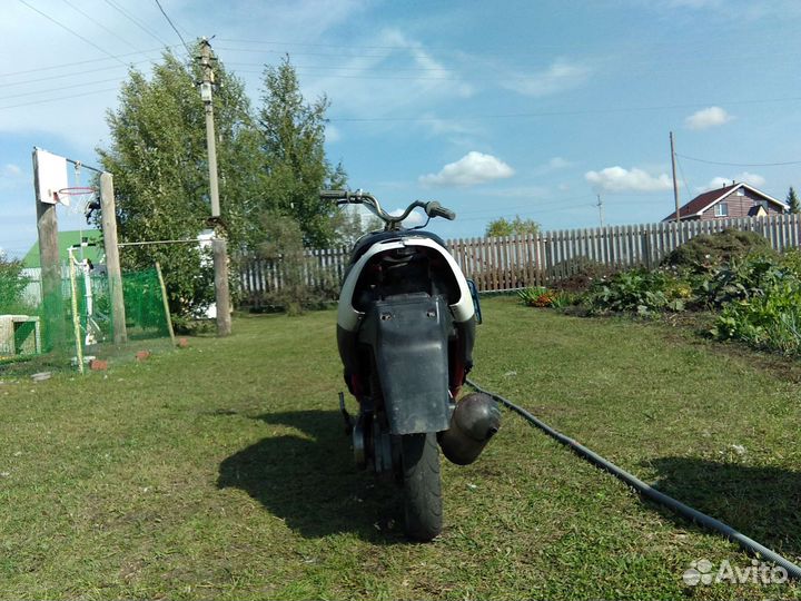 Скутер Suzuki Lets 2