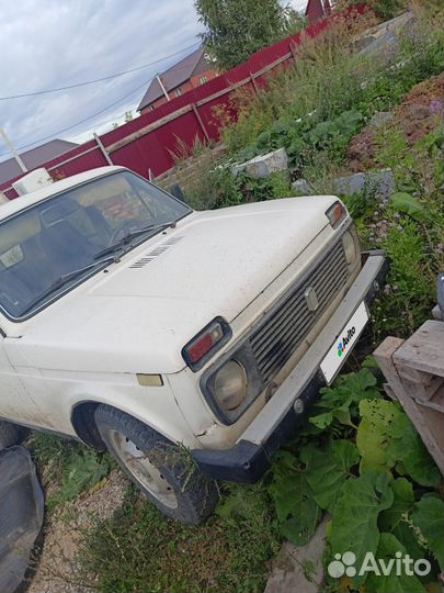 LADA 4x4 (Нива), 1990