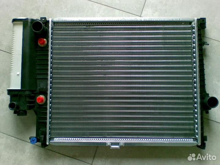 Радиатор основной BMW 5-серия E39 1995-2003
