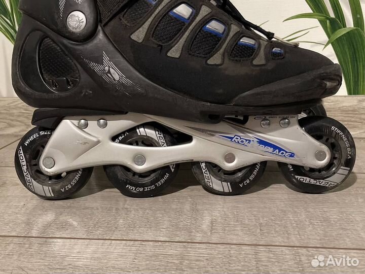 Роликовые коньки rollerblade