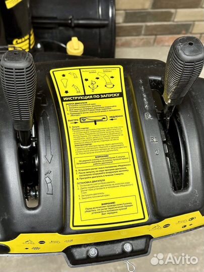 Снегоотбрасыватель Champion ST656BS новый