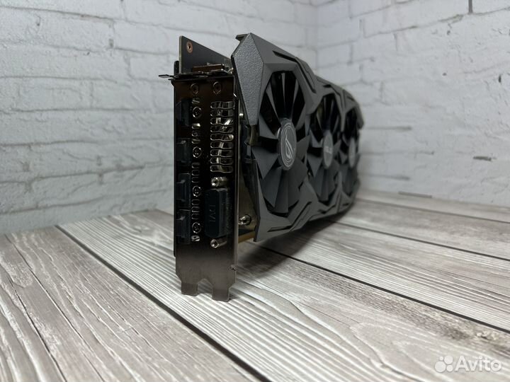 Asus ROG Strix RX 580 8GB OC. Отличное состояние