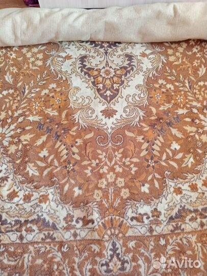 Продается ковер