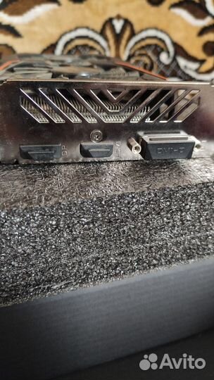 Видеокарта AMD Radeon RX 560 4Гб