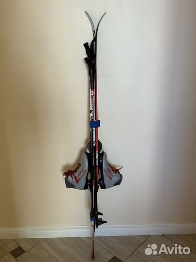 Лыжи беговые с ботинками 35 размер