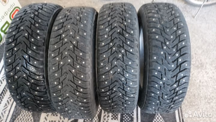 Nokian Tyres Hakkapeliitta 8 185/65 R15