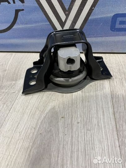 Опора двигателя двс Кронштейн Renault megane 2 Пра