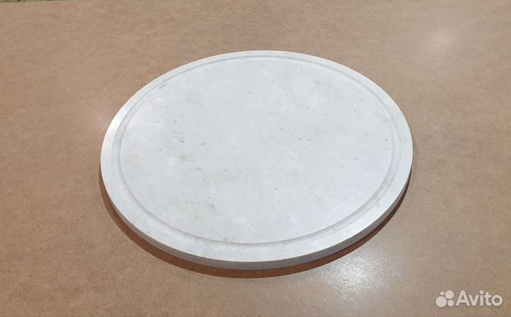 Разделочная доска из искусственно камня