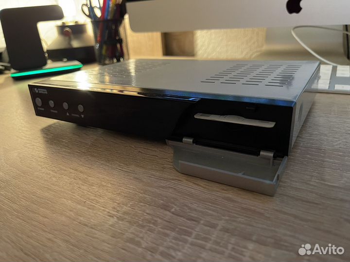 Ресивер триколор GS 8304