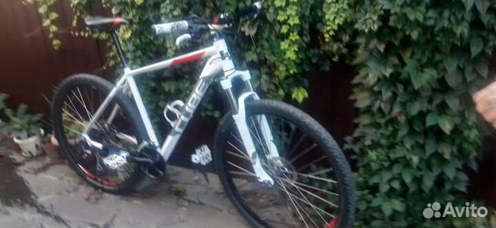 Велосипед cube 29