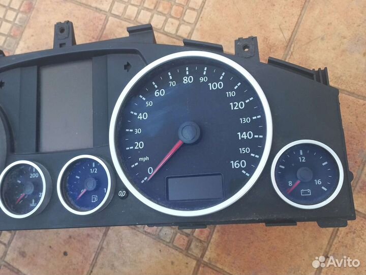 Щиток Фольксваген Туарег