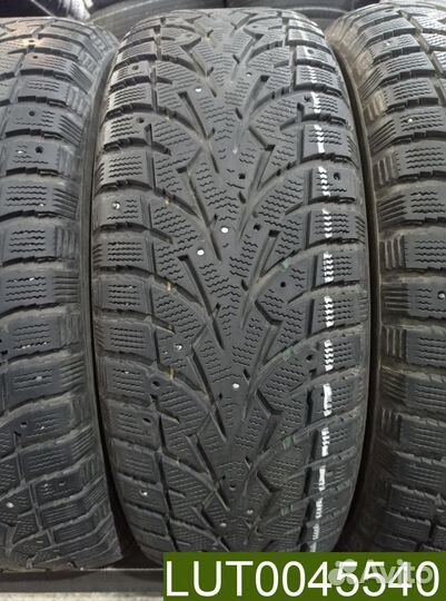 Toyo Observe G3-Ice 235/65 R17 104R