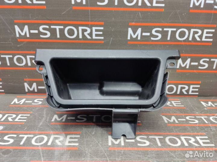 Бардачок задний Bmw X5 E70 N52B30 2007