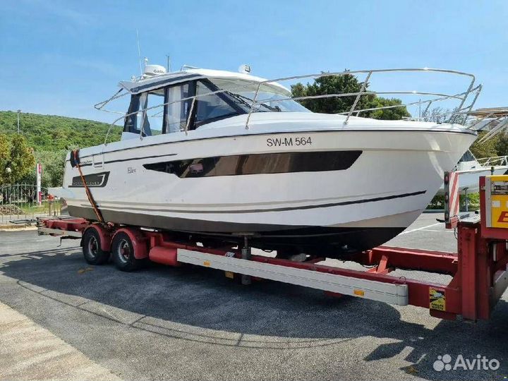 2023 Jeanneau Merry Fisher 895 Offshore в наличии