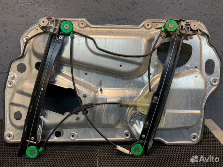 Стеклоподъемный механизм передний левый Bentley