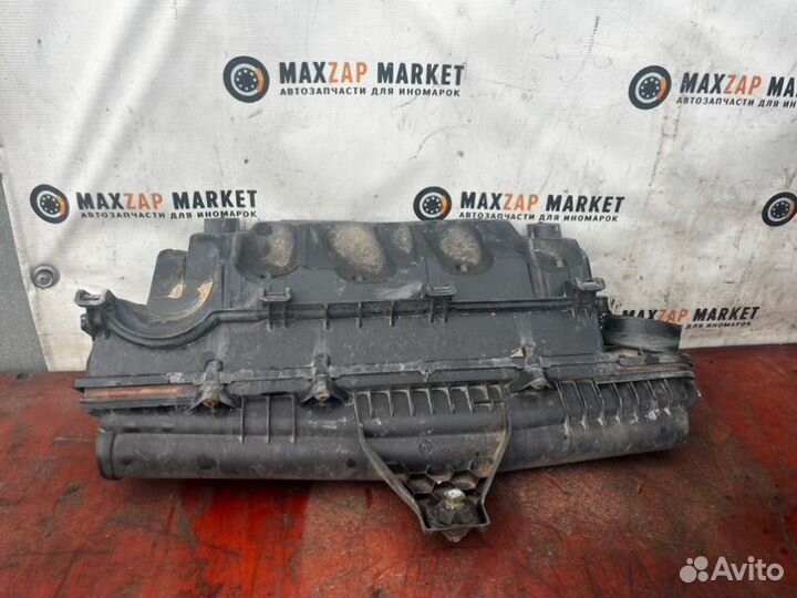 Корпус воздушного фильтра Peugeot 308 1.6 EP6 2008