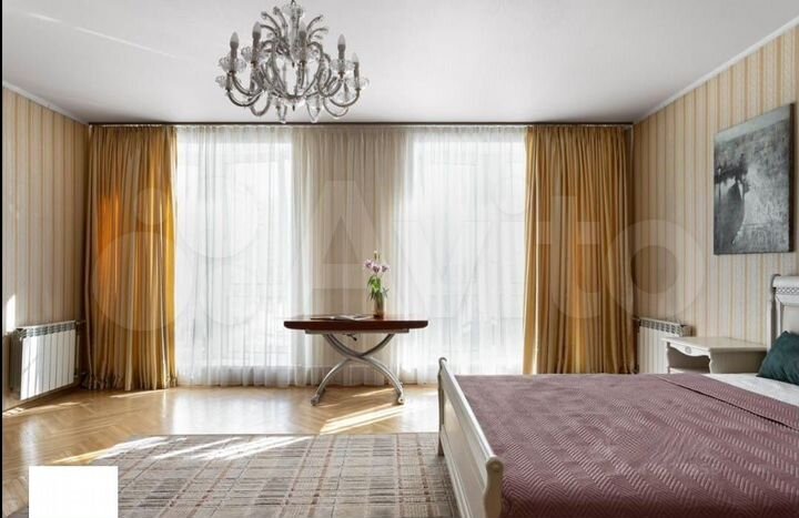 6-к. квартира, 156,6 м², 4/8 эт.