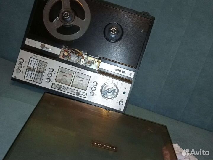Катушечный магнитофон