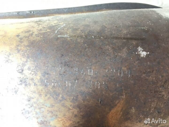 Коллектор выпускной правый Mercedes E-Class W211