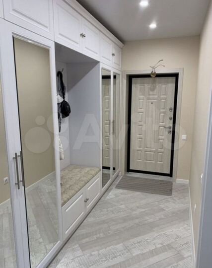 2-к. квартира, 80 м², 8/10 эт.