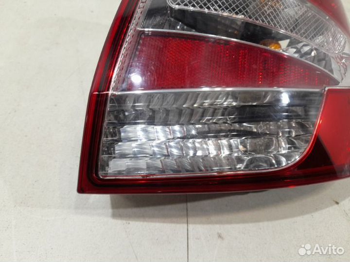 Фонарь правый LADA Granta 1 2011