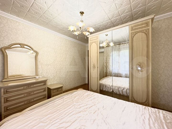 4-к. квартира, 76,8 м², 1/10 эт.