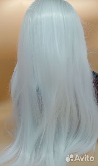 35597 Парик с длинной прямой средней частью