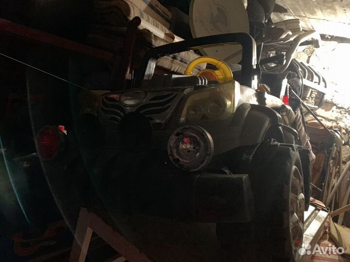 Детская машина на аккумуляторе с пультом