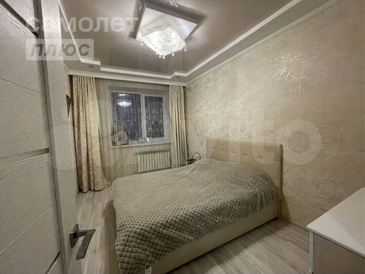 2-к. квартира, 57 м², 1/9 эт.