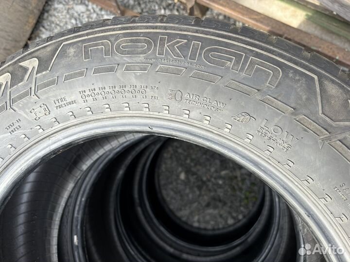 Nokian Tyres Hakkapeliitta 7 SUV 235/60 R17 106T