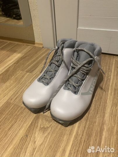 Ботинки лыжные inovik 40 размер (25,5 см) отл сост