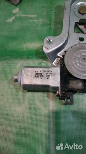 Стеклоподъемник перед правый Nissan Vanette 2003