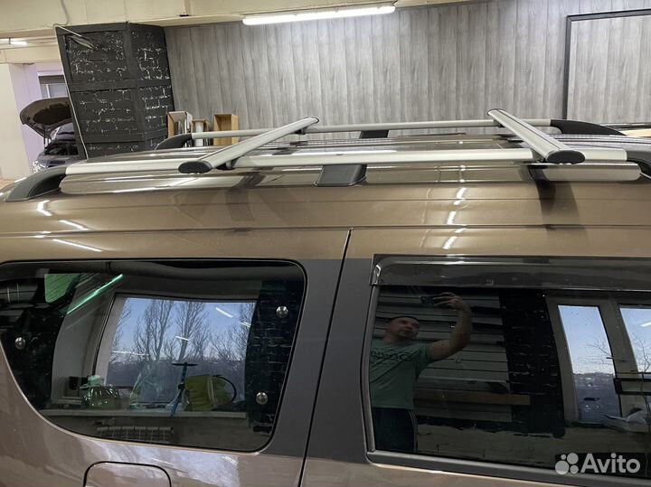 Поперечины на рейлинги LADA Largus