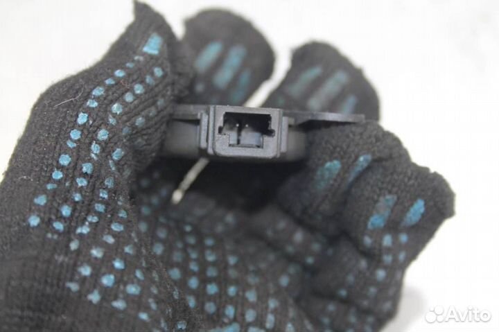 Динамик в торпедо Nissan Pathfinder R52