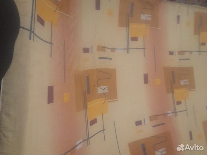 Матрас190х90х8см в хорошем состоянии.б /у