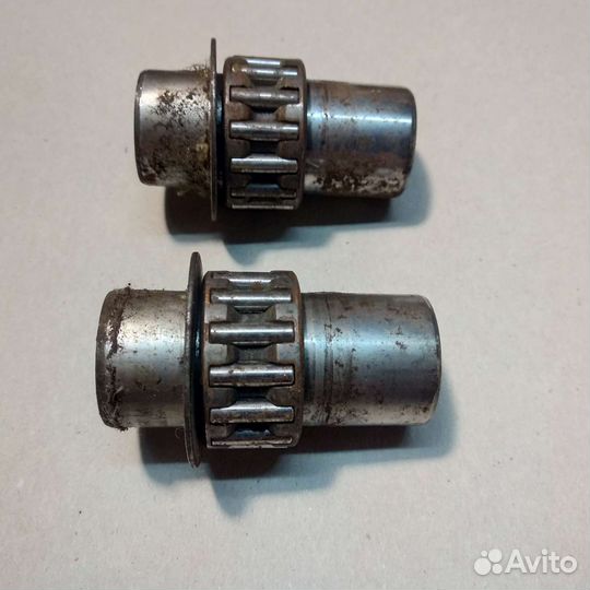 Палец поршневой Ява б/у