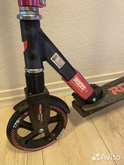 Самокат roces 175