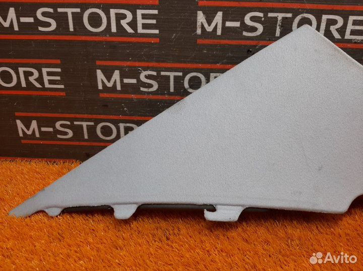 Обшивка стойки задняя левая Mercedes-Benz E-Class