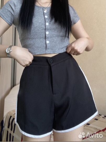Шорты черные
