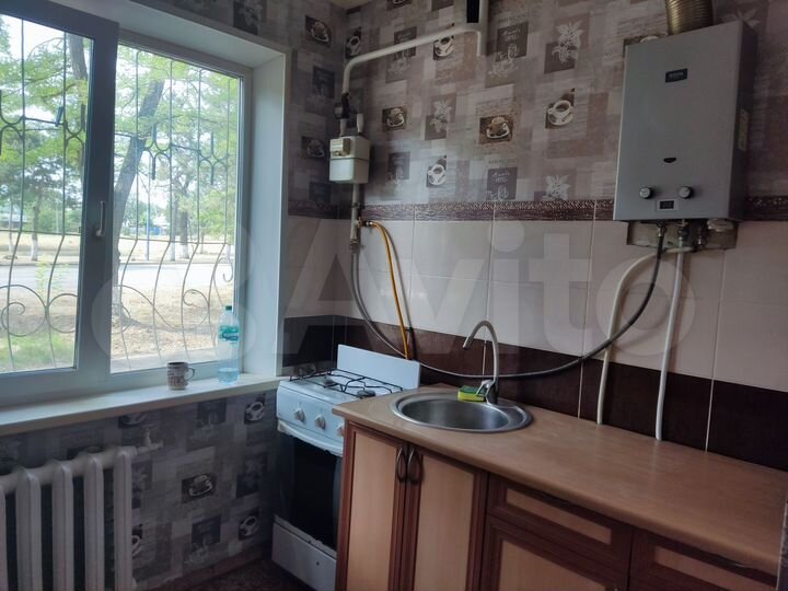 Доля в 1-к. квартире, 32 м², 1/5 эт.